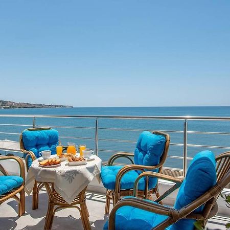 לרפטרה Amazing Seafront Suite מראה חיצוני תמונה