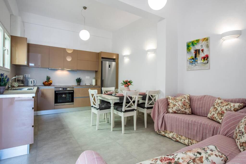 לרפטרה Amazing Seafront Suite מראה חיצוני תמונה