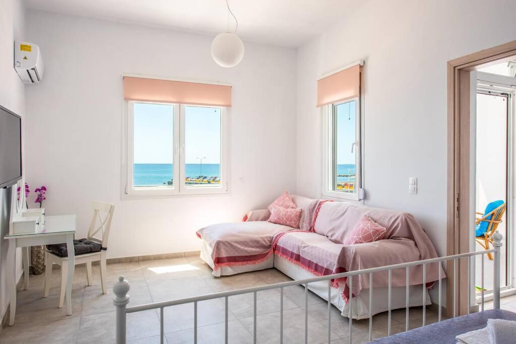 לרפטרה Amazing Seafront Suite מראה חיצוני תמונה
